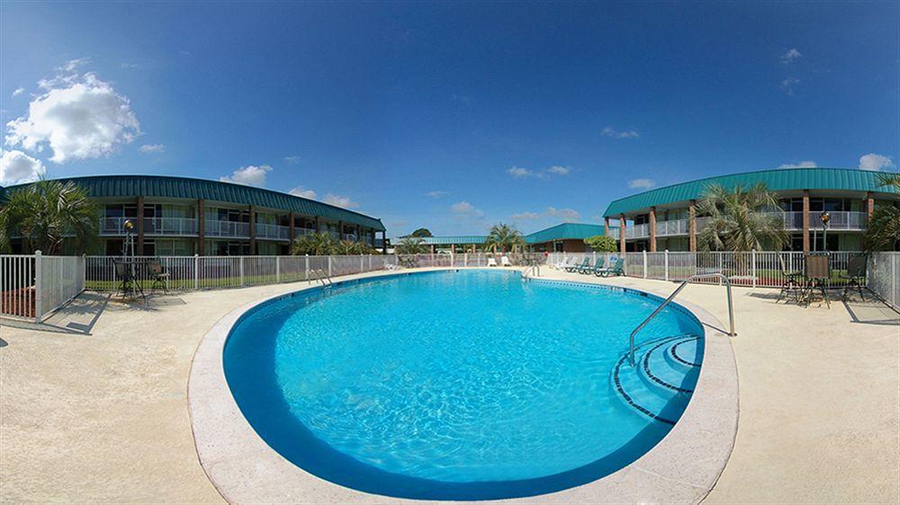 Quality Inn & Suites Hardeeville - Savannah North Exterior photo