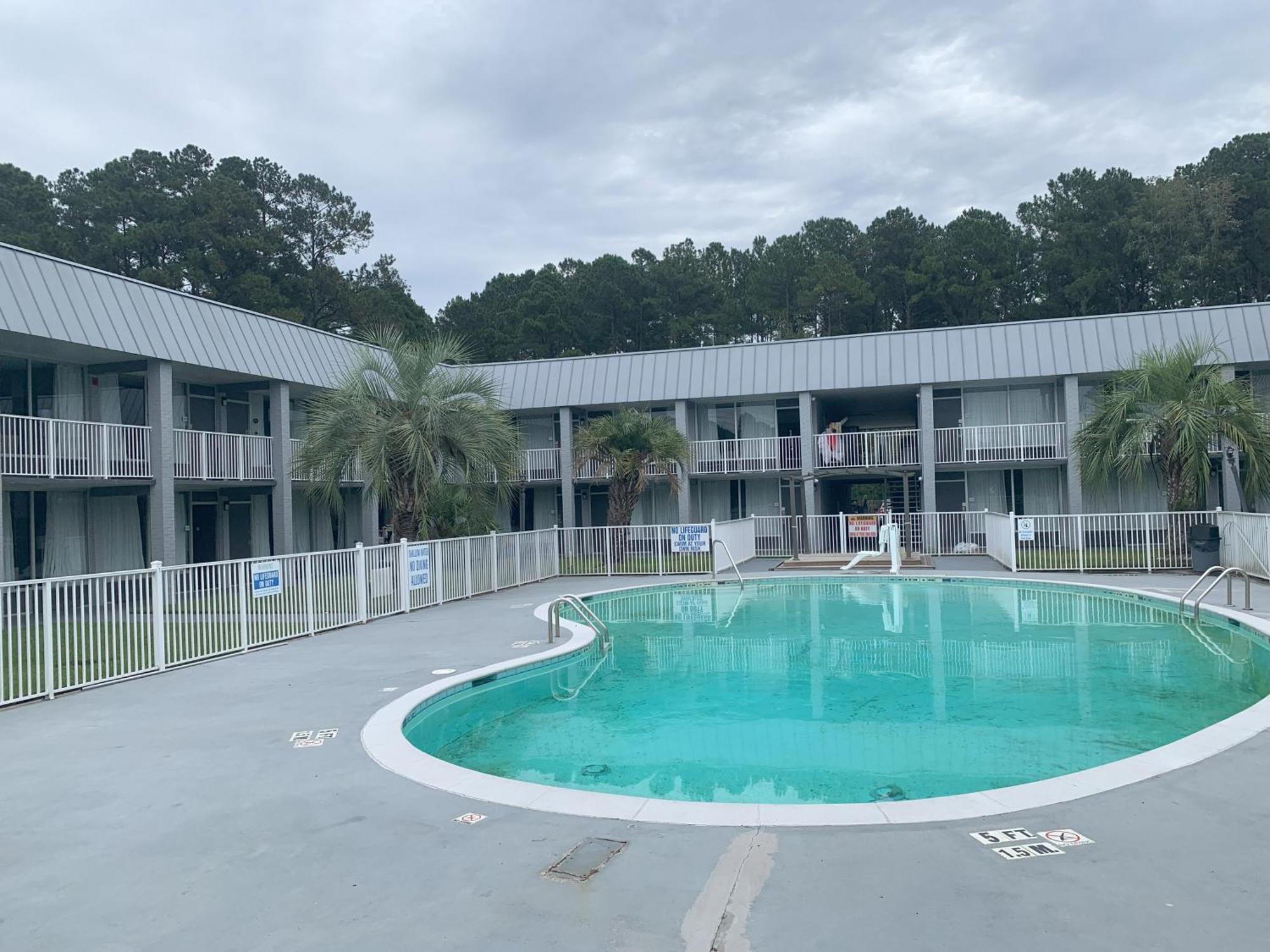 Quality Inn & Suites Hardeeville - Savannah North Exterior photo